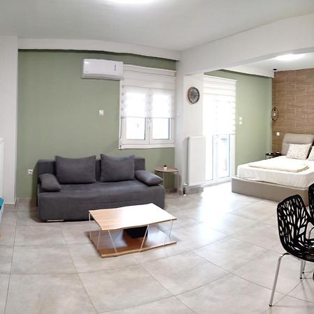 Central Home Trikala  Bagian luar foto