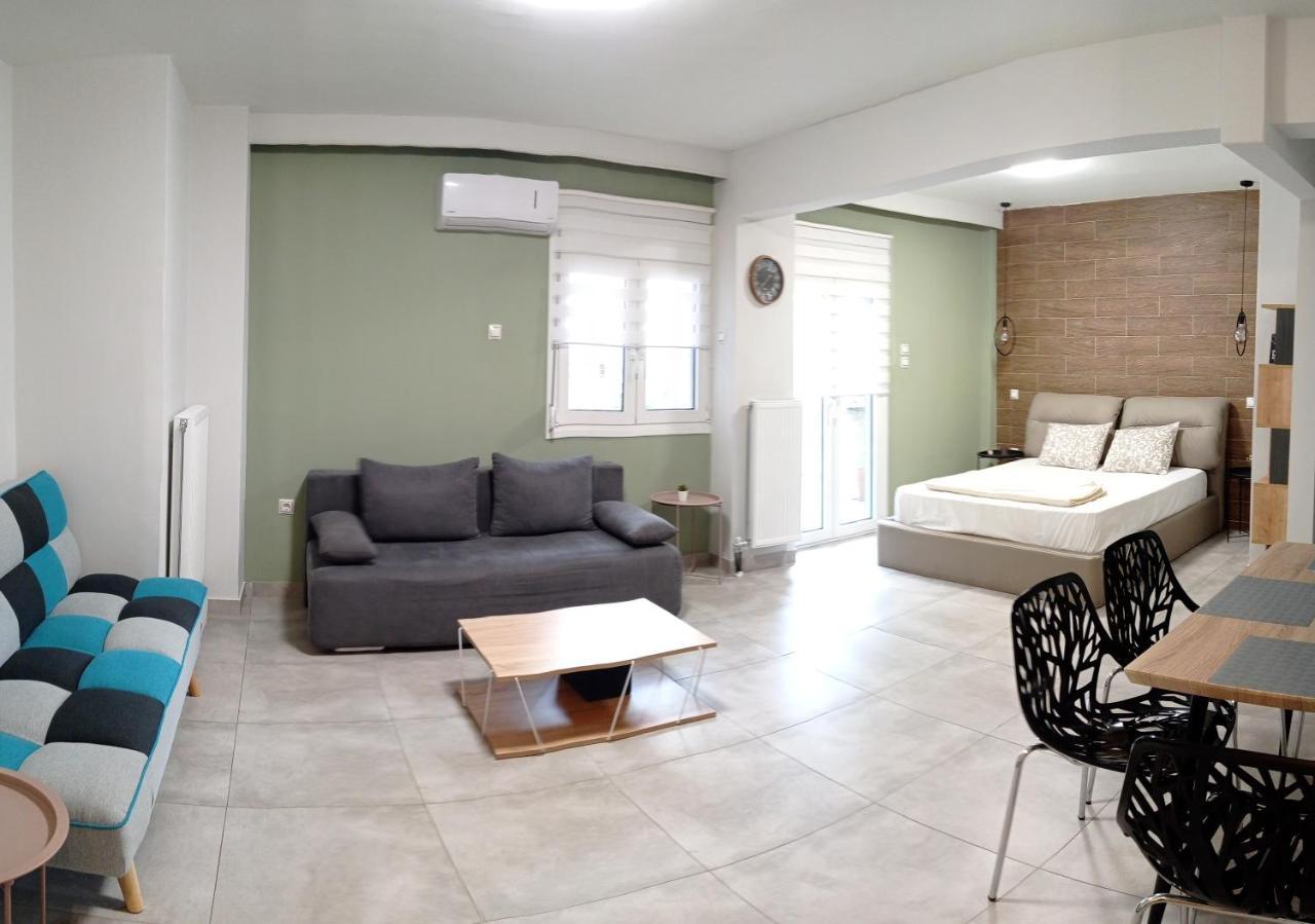 Central Home Trikala  Bagian luar foto